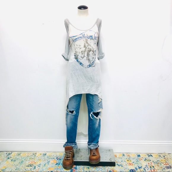 Free people waterfall graphic tunic/tee shirt. - Picture 4 of 9